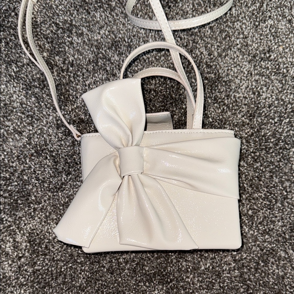 Lulu's Cream Mini Bag with Bow